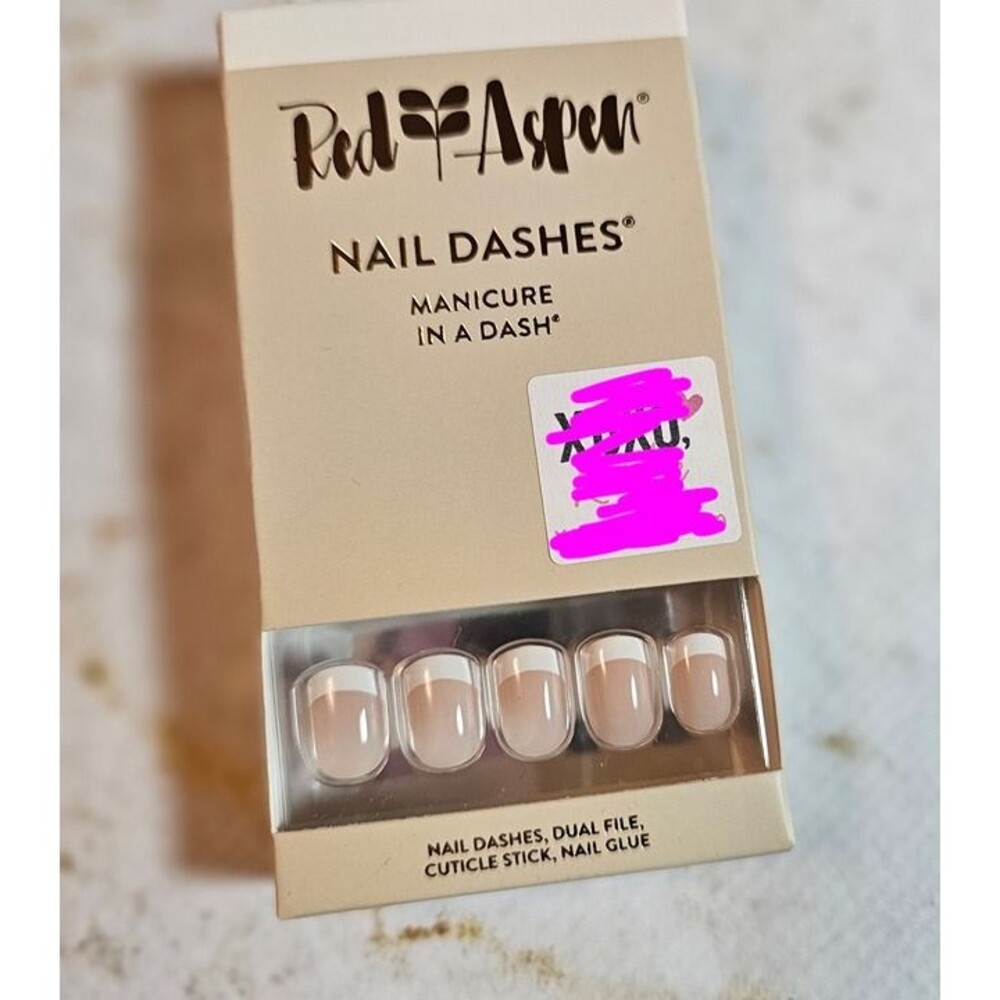 NEW Red Aspen Press On Nails Nell’s French Tip Short Square Nude White